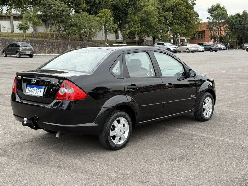 FIESTA 1.0 MPI SEDAN 8V FLEX 4P MANUAL - 2010 - CAXIAS DO SUL