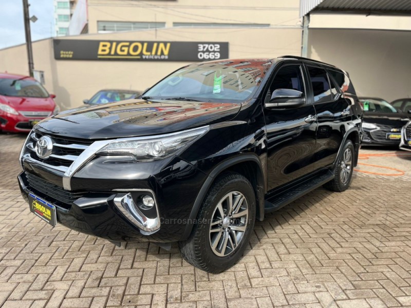 hilux sw4 2.8 srx 4x4 7 lugares 16v turbo intercooler diesel 4p automatico 2018 bento goncalves