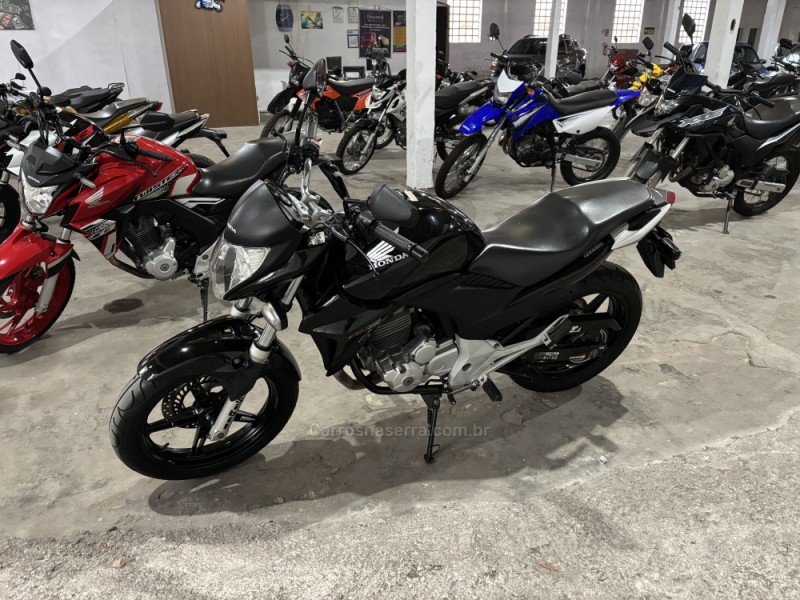 CB 300R  - 2014 - BENTO GONçALVES