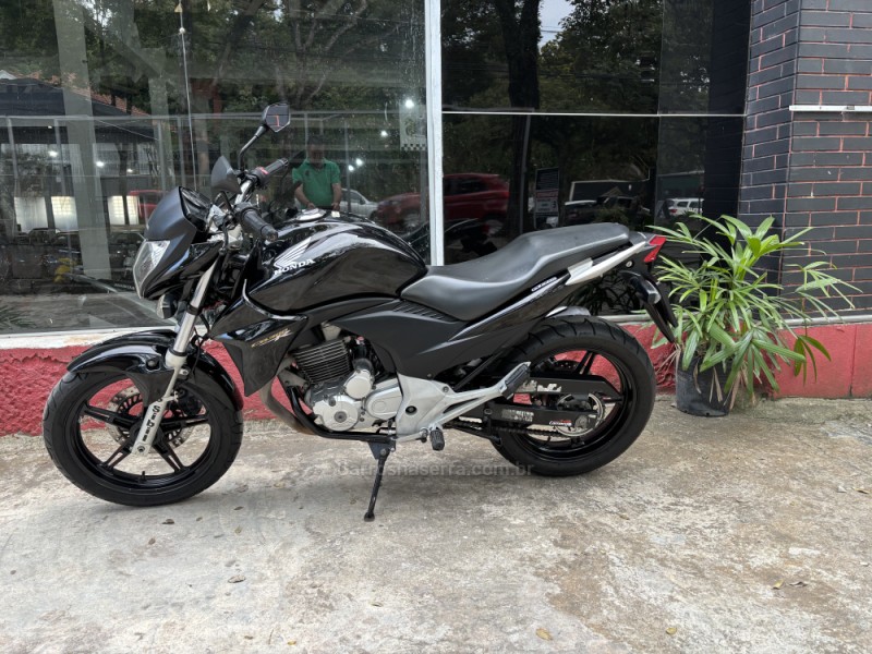 CB 300R  - 2014 - BENTO GONçALVES
