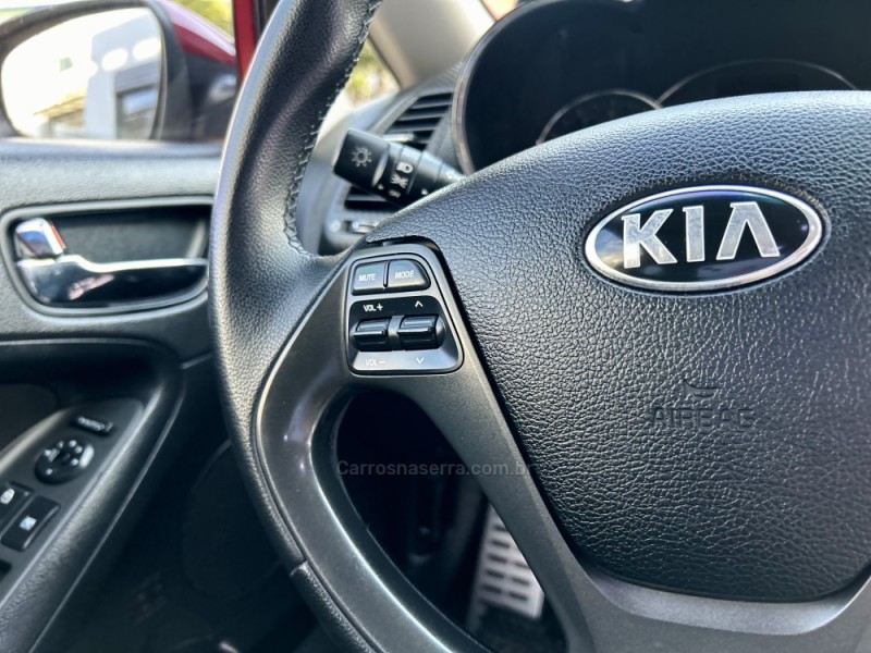 CERATO 1.6 SX3 16V FLEX 4P AUTOMÁTICO - 2014 - NOVO HAMBURGO