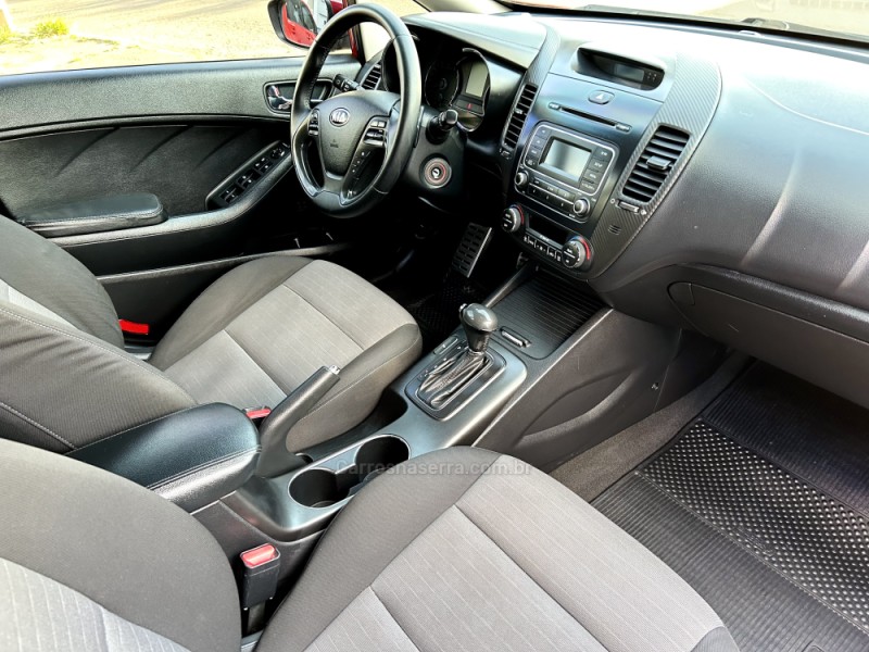 CERATO 1.6 SX3 16V FLEX 4P AUTOMÁTICO - 2014 - NOVO HAMBURGO