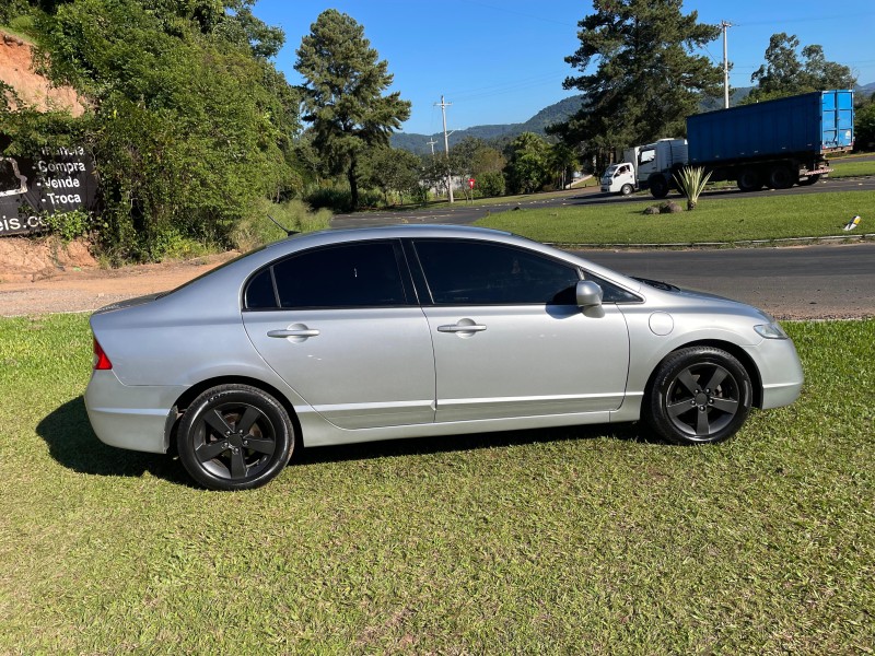 CIVIC 1.8 LXS 16V GASOLINA 4P AUTOMÁTICO - 2008 - BOM PRINCíPIO