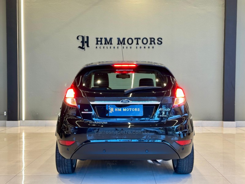 FIESTA 1.6 TITANIUM HATCH 16V FLEX 4P AUTOMÁTICO - 2014 - CAXIAS DO SUL