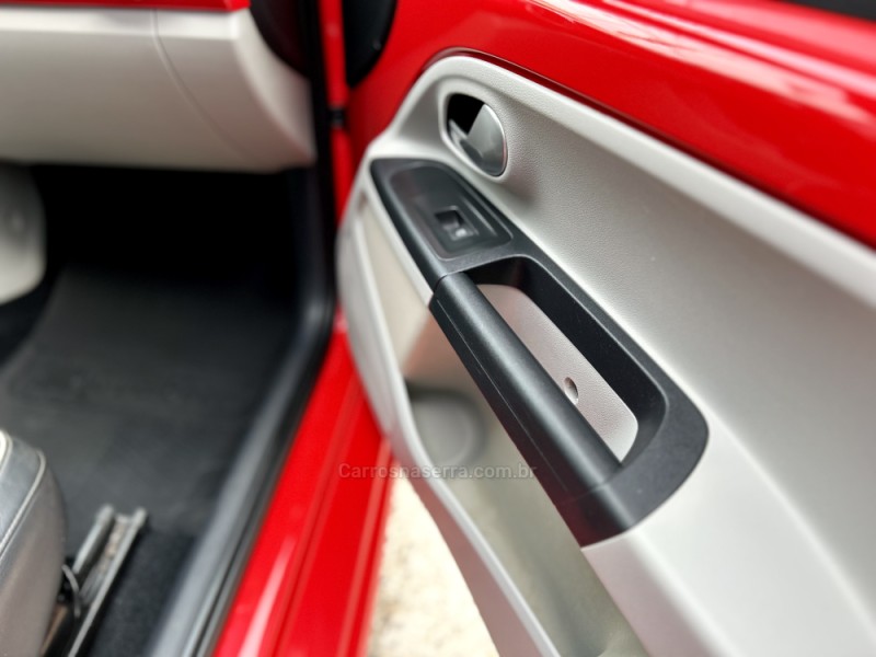 UP 1.0 MPI HIGH UP 12V FLEX 4P AUTOMATIZADO - 2015 - NOVO HAMBURGO