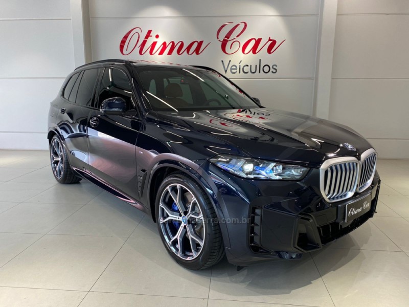 X5 3.0 XDRIVE50E TURBO M SPORT HÍBRIDO 4P AUTOMÁTICO - 2025 - FLORES DA CUNHA