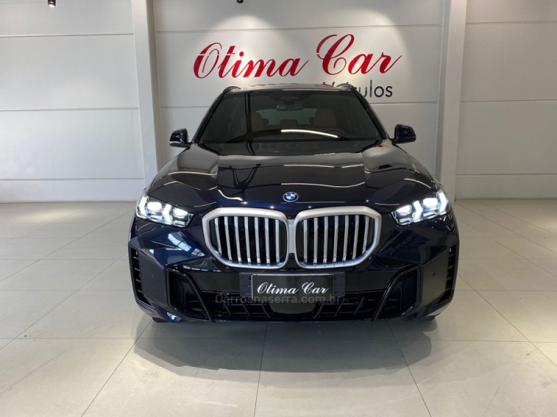 X5 3.0 XDRIVE50E TURBO M SPORT HÍBRIDO 4P AUTOMÁTICO - 2025 - FLORES DA CUNHA