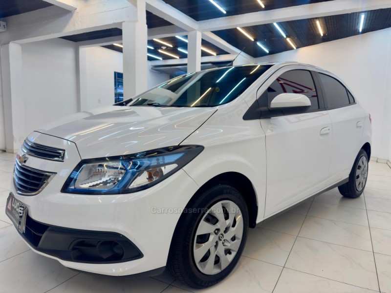 ONIX 1.4 MPFI LT 8V FLEX 4P MANUAL - 2014 - BOM RETIRO DO SUL