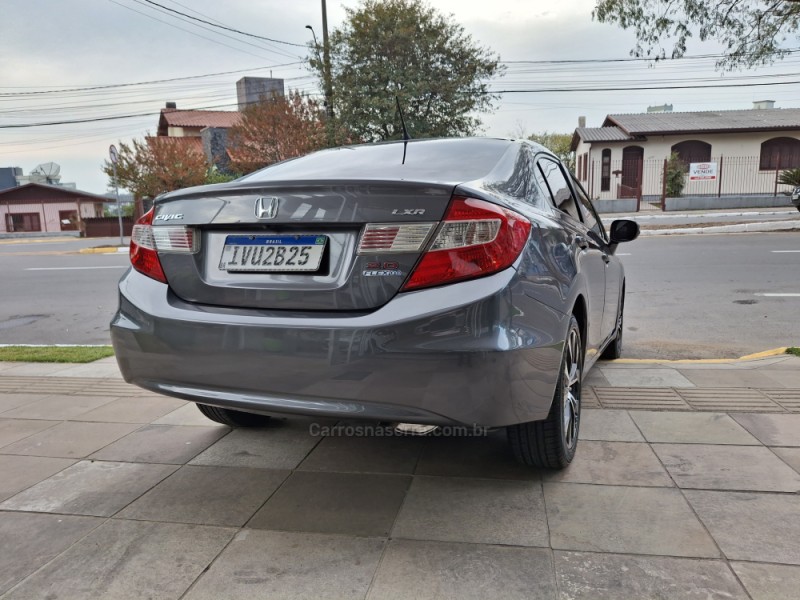CIVIC 2.0 LXR 16V FLEX 4P AUTOMÁTICO - 2015 - FARROUPILHA