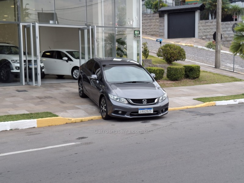 CIVIC 2.0 LXR 16V FLEX 4P AUTOMÁTICO - 2015 - FARROUPILHA