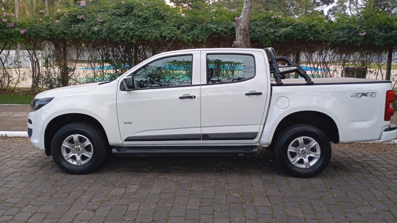 S10 2.8 LS 4X2 CD 16V TURBO DIESEL 4P MANUAL - 2020 - FARROUPILHA