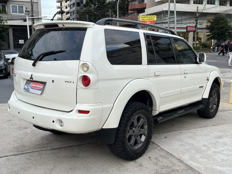 PAJERO SPORT 2.5 HPE 4X4 8V TURBO INTERCOOLER DIESEL 4P AUTOMÁTICO - 2010 - CAXIAS DO SUL