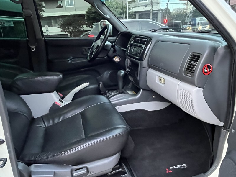 PAJERO SPORT 2.5 HPE 4X4 8V TURBO INTERCOOLER DIESEL 4P AUTOMÁTICO - 2010 - CAXIAS DO SUL