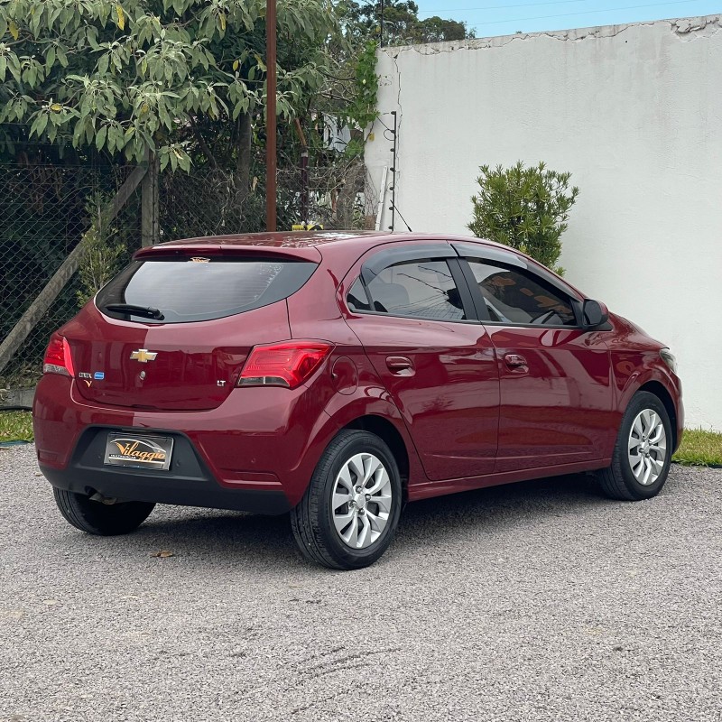 ONIX 1.4 MPFI LT 8V FLEX 4P MANUAL - 2018 - CAXIAS DO SUL