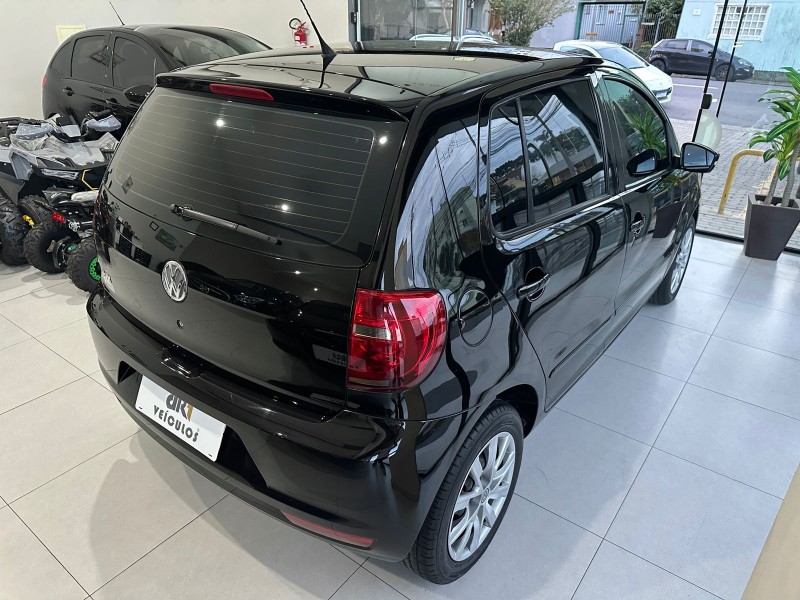 FOX 1.0 MI 8V FLEX 4P MANUAL - 2012 - CAXIAS DO SUL