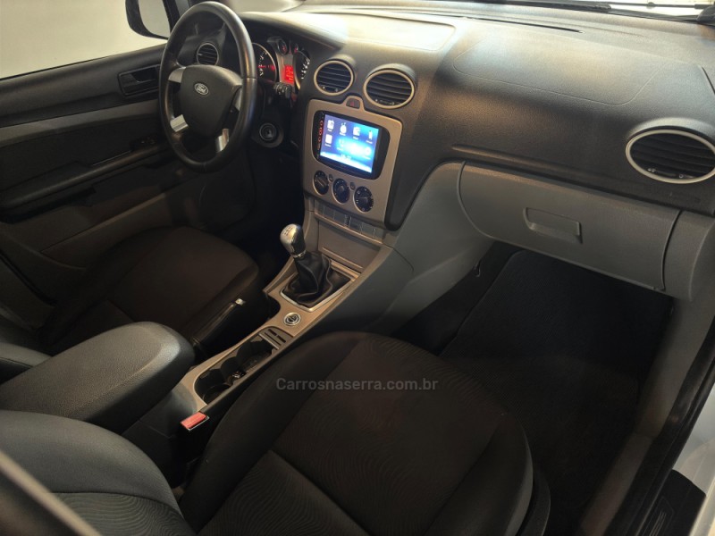 FOCUS 2.0 HA 16V GASOLINA 4P MANUAL - 2013 - BOM RETIRO DO SUL