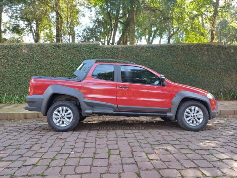STRADA 1.8 MPI ADVENTURE CD 16V FLEX 2P AUTOMATIZADO - 2013 - PARAí
