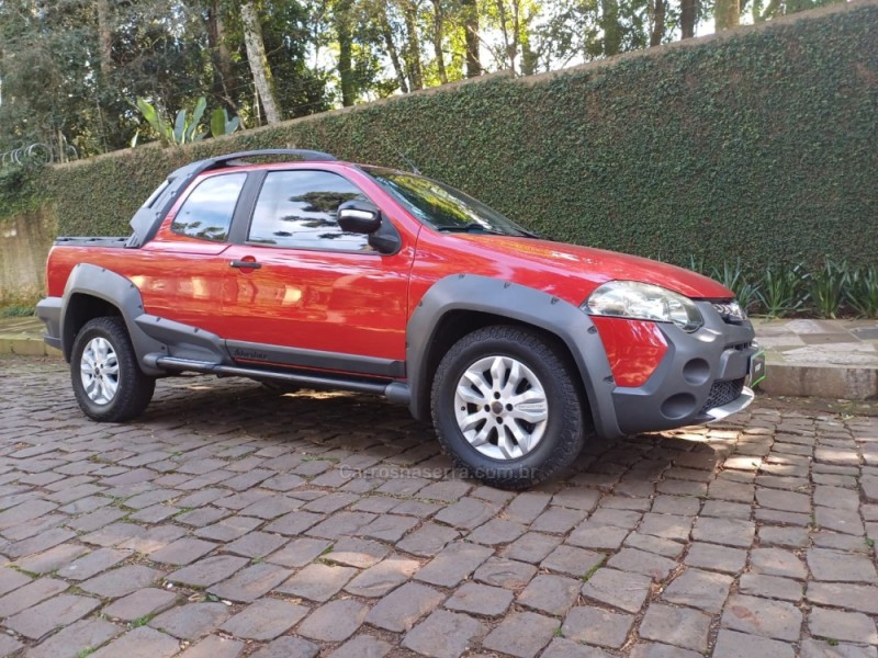 STRADA 1.8 MPI ADVENTURE CD 16V FLEX 2P AUTOMATIZADO - 2013 - PARAí
