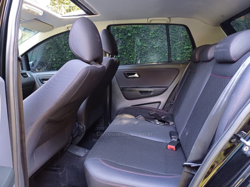 CROSSFOX 1.6 MI FLEX 8V 4P MANUAL - 2014 - PARAí