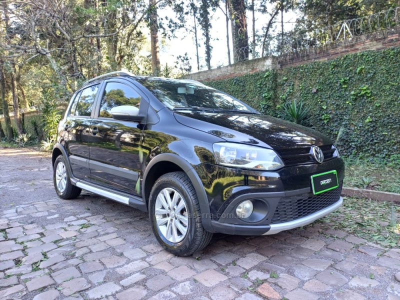 CROSSFOX 1.6 MI FLEX 8V 4P MANUAL - 2014 - PARAí