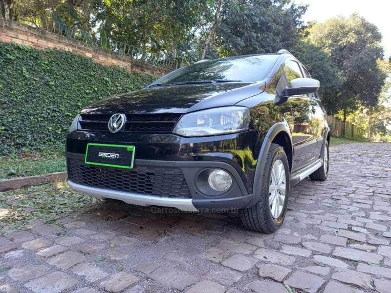 CROSSFOX 1.6 MI FLEX 8V 4P MANUAL - 2014 - PARAí