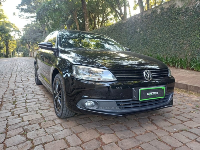 JETTA 2.0 COMFORTLINE FLEX 4P TIPTRONIC