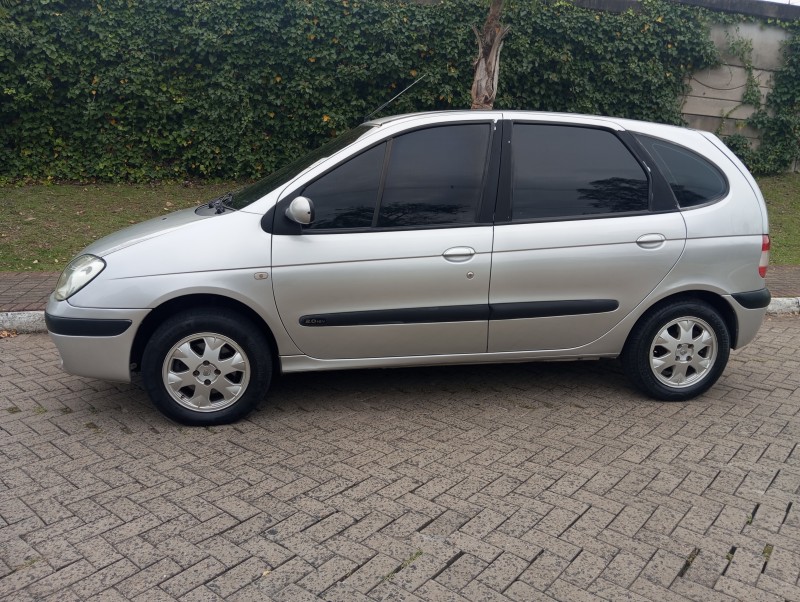 SCÉNIC 2.0 EXPRESSION 16V GASOLINA 4P MANUAL - 2009 - CAXIAS DO SUL