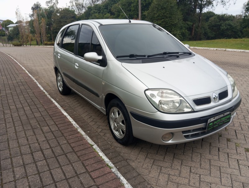SCÉNIC 2.0 EXPRESSION 16V GASOLINA 4P MANUAL - 2009 - CAXIAS DO SUL