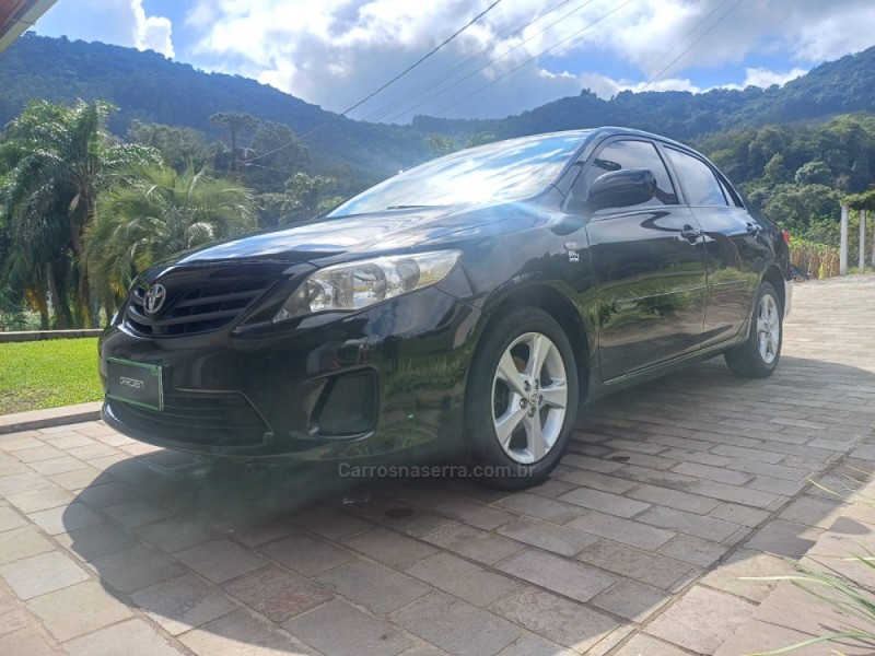 COROLLA 1.8 GLI 16V FLEX 4P MANUAL