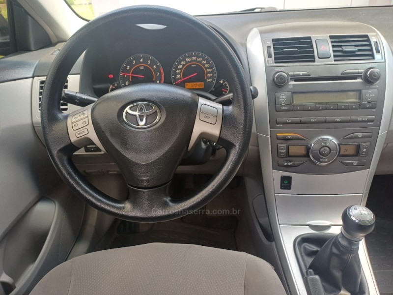 COROLLA 1.8 GLI 16V FLEX 4P MANUAL - 2013 - PARAí