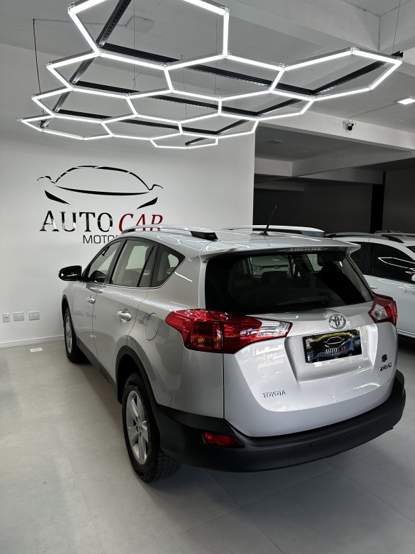 RAV4 2.0 4X2 16V GASOLINA 4P AUTOMÁTICO - 2014 - CAXIAS DO SUL