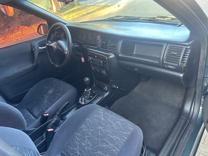 VECTRA 2.0 MPFI GLS 8V GASOLINA 4P MANUAL - 2001 - CAXIAS DO SUL