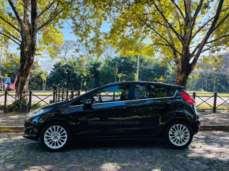 FIESTA 1.6 TITANIUM HATCH 16V FLEX 4P AUTOMÁTICO - 2014 - NOVO HAMBURGO