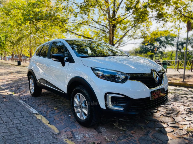 CAPTUR 1.6 LIFE 16V FLEX 4P AUTOMÁTICO - 2019 - NOVO HAMBURGO