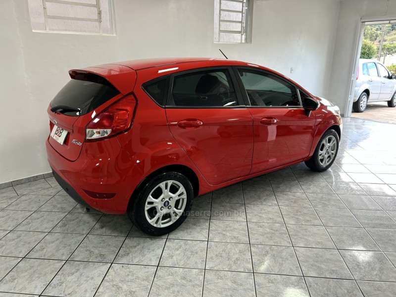 FIESTA 1.6 SE HATCH 16V FLEX 4P AUTOMÁTICO - 2016 - NOVA PRATA