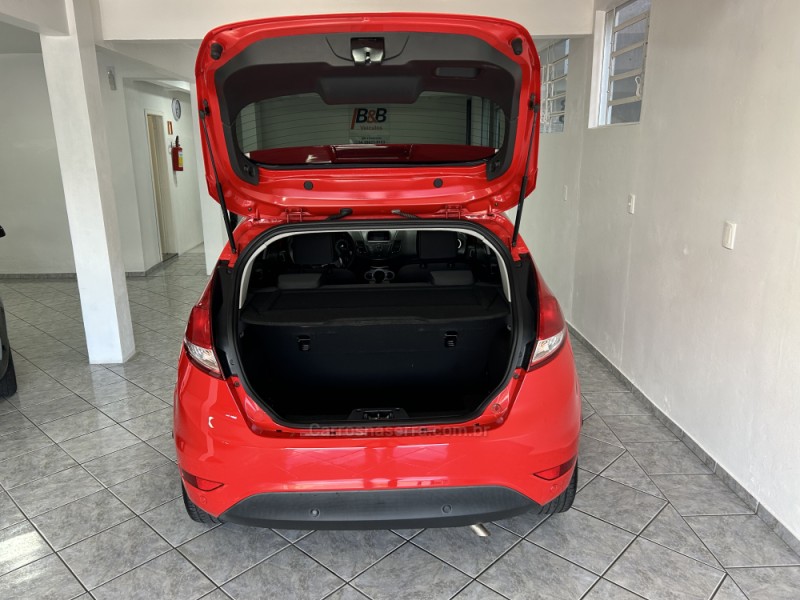 FIESTA 1.6 SE HATCH 16V FLEX 4P AUTOMÁTICO - 2016 - NOVA PRATA