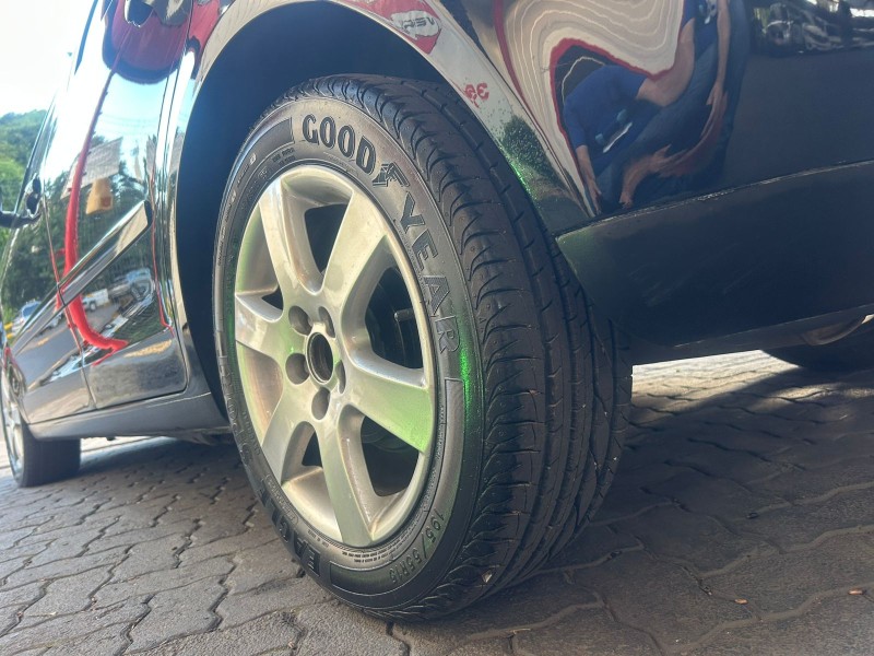 POLO 1.6 MI 8V FLEX 4P MANUAL - 2008 - TRêS COROAS