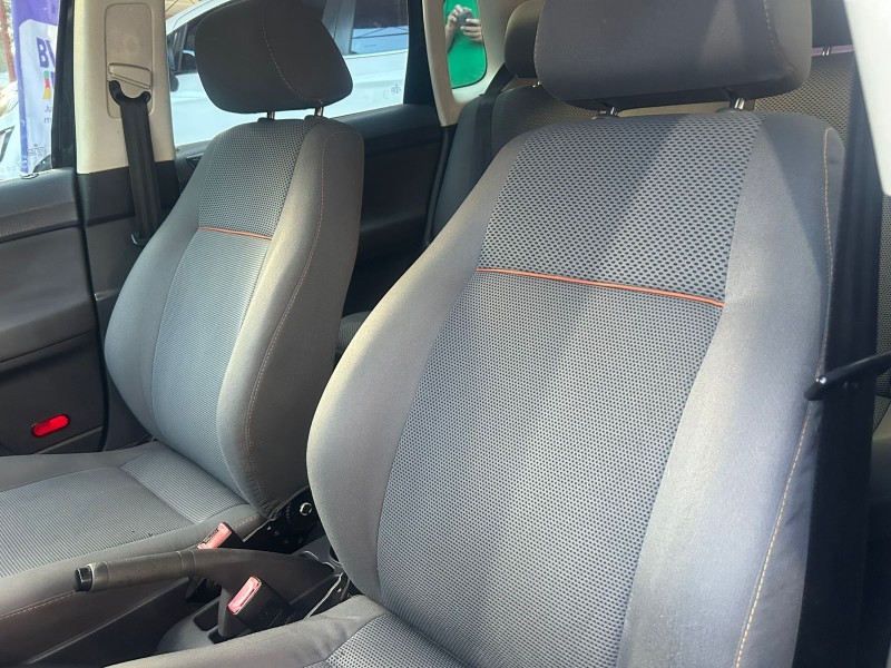 POLO 1.6 MI 8V FLEX 4P MANUAL - 2008 - TRêS COROAS