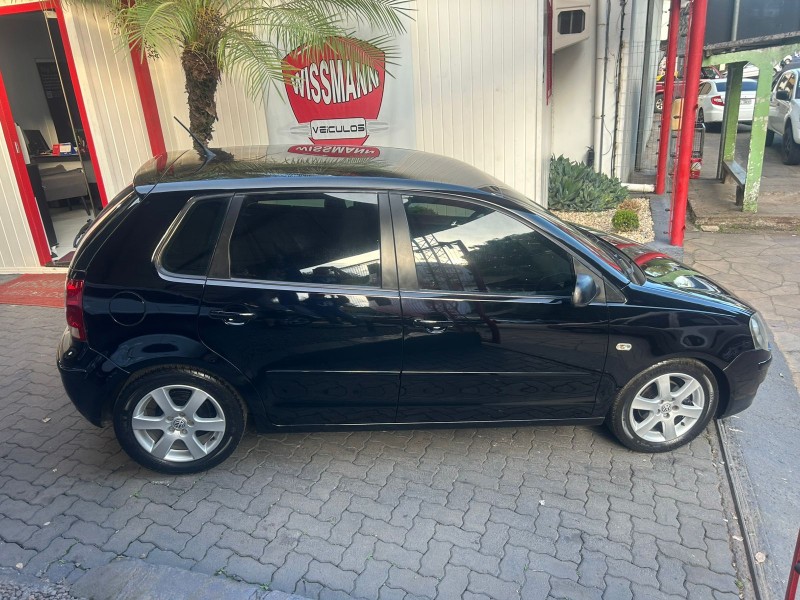 POLO 1.6 MI 8V FLEX 4P MANUAL - 2008 - TRêS COROAS