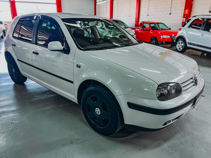 GOLF 1.6 MI BLACK & SILVER 8V GASOLINA 4P MANUAL - 2002 - CAXIAS DO SUL