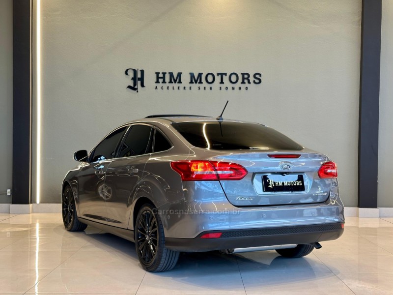FOCUS 2.0 TITANIUM PLUS 16V FLEX 4P AUTOMÁTICO - 2019 - CAXIAS DO SUL