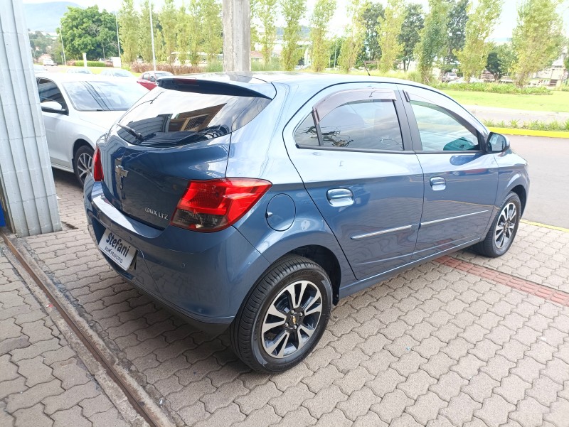 ONIX 1.4 MPFI LTZ 8V FLEX 4P MANUAL - 2014 - BOM PRINCíPIO