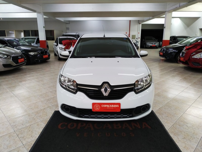 SANDERO 1.0 EXPRESSION 16V FLEX 4P MANUAL - 2015 - CAXIAS DO SUL