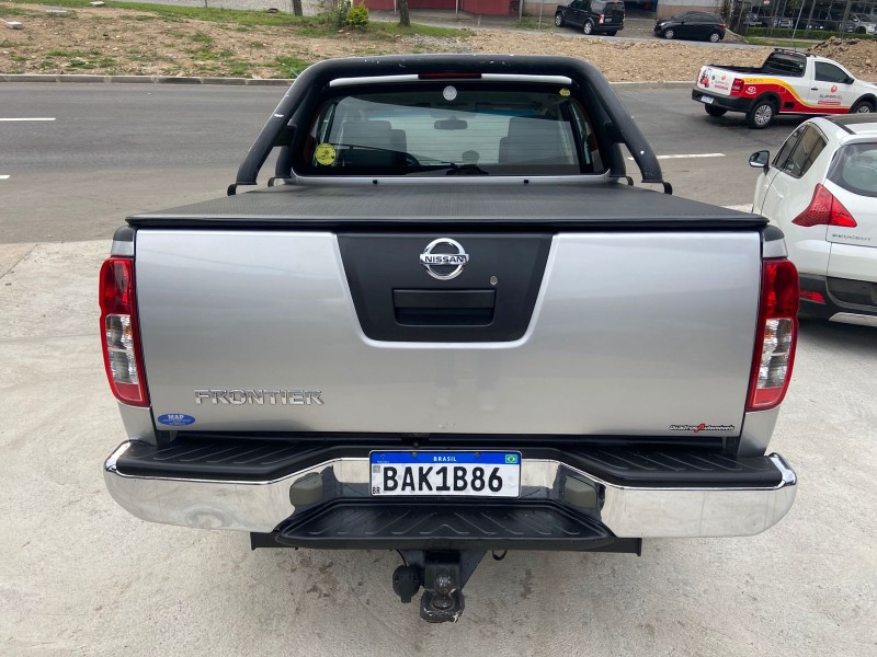 FRONTIER 2.5 S 4X4 CD TURBO ELETRONIC DIESEL 4P MANUAL - 2016 - CAXIAS DO SUL