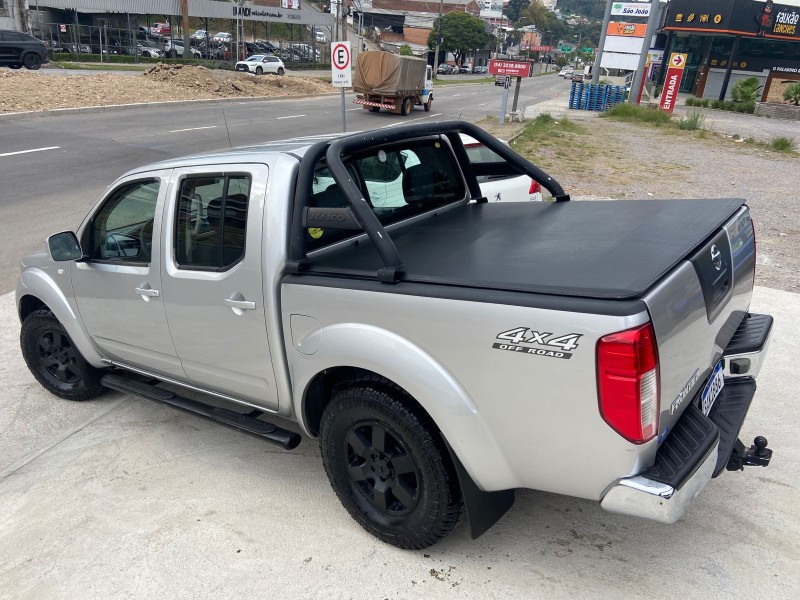 FRONTIER 2.5 S 4X4 CD TURBO ELETRONIC DIESEL 4P MANUAL - 2016 - CAXIAS DO SUL