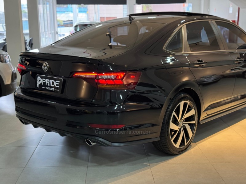 JETTA 2.0 16V TSI GLI 350 GASOLINA 4P AUTOMÁTICO - 2020 - CAXIAS DO SUL