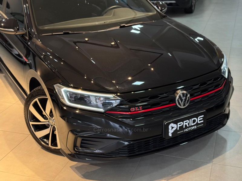 JETTA 2.0 16V TSI GLI 350 GASOLINA 4P AUTOMÁTICO - 2020 - CAXIAS DO SUL
