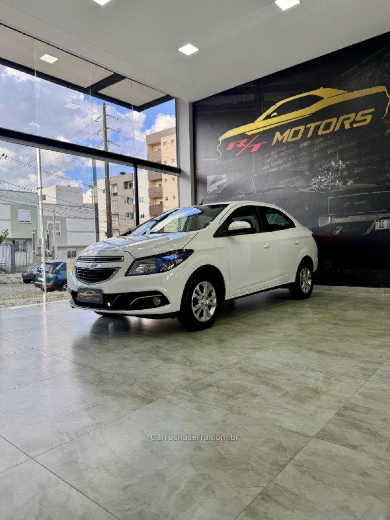 PRISMA 1.4 MPFI LTZ 8V FLEX 4P MANUAL - 2014 - CAXIAS DO SUL