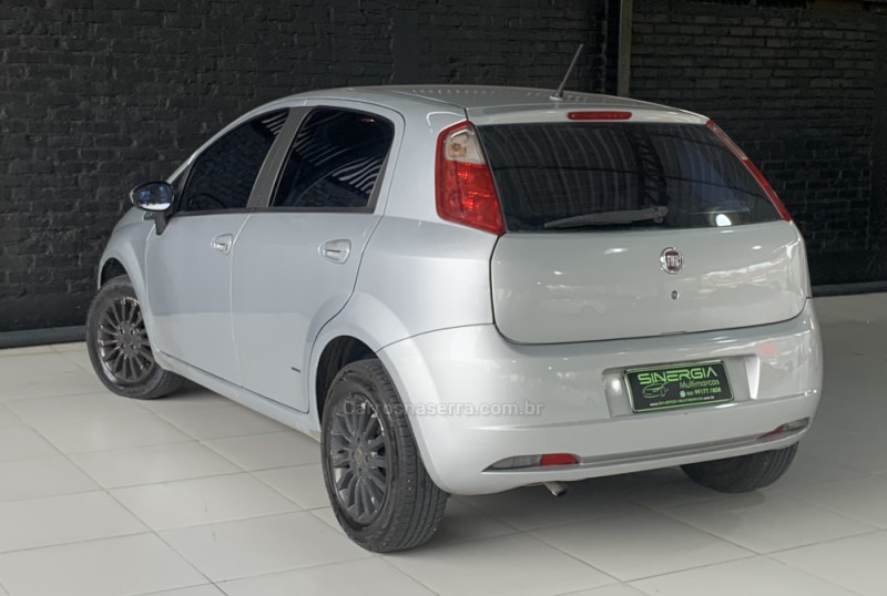 PUNTO 1.4 ATTRACTIVE 8V FLEX 4P MANUAL - 2011 - CAXIAS DO SUL