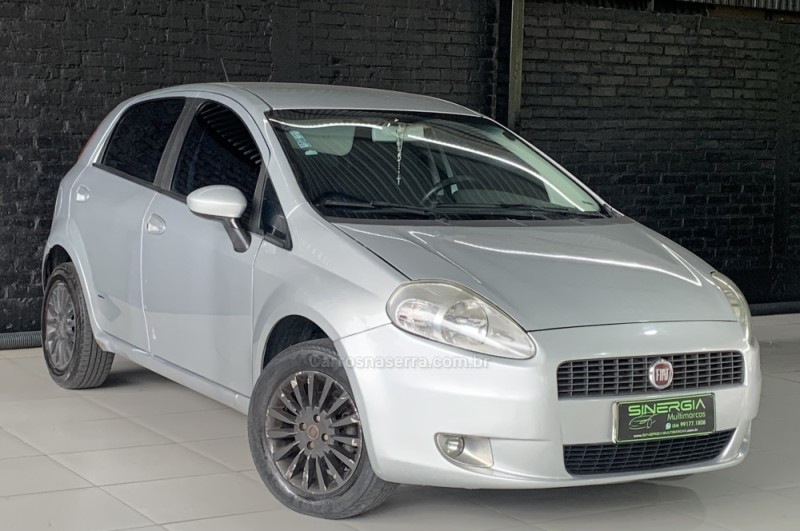 PUNTO 1.4 ATTRACTIVE 8V FLEX 4P MANUAL - 2011 - CAXIAS DO SUL